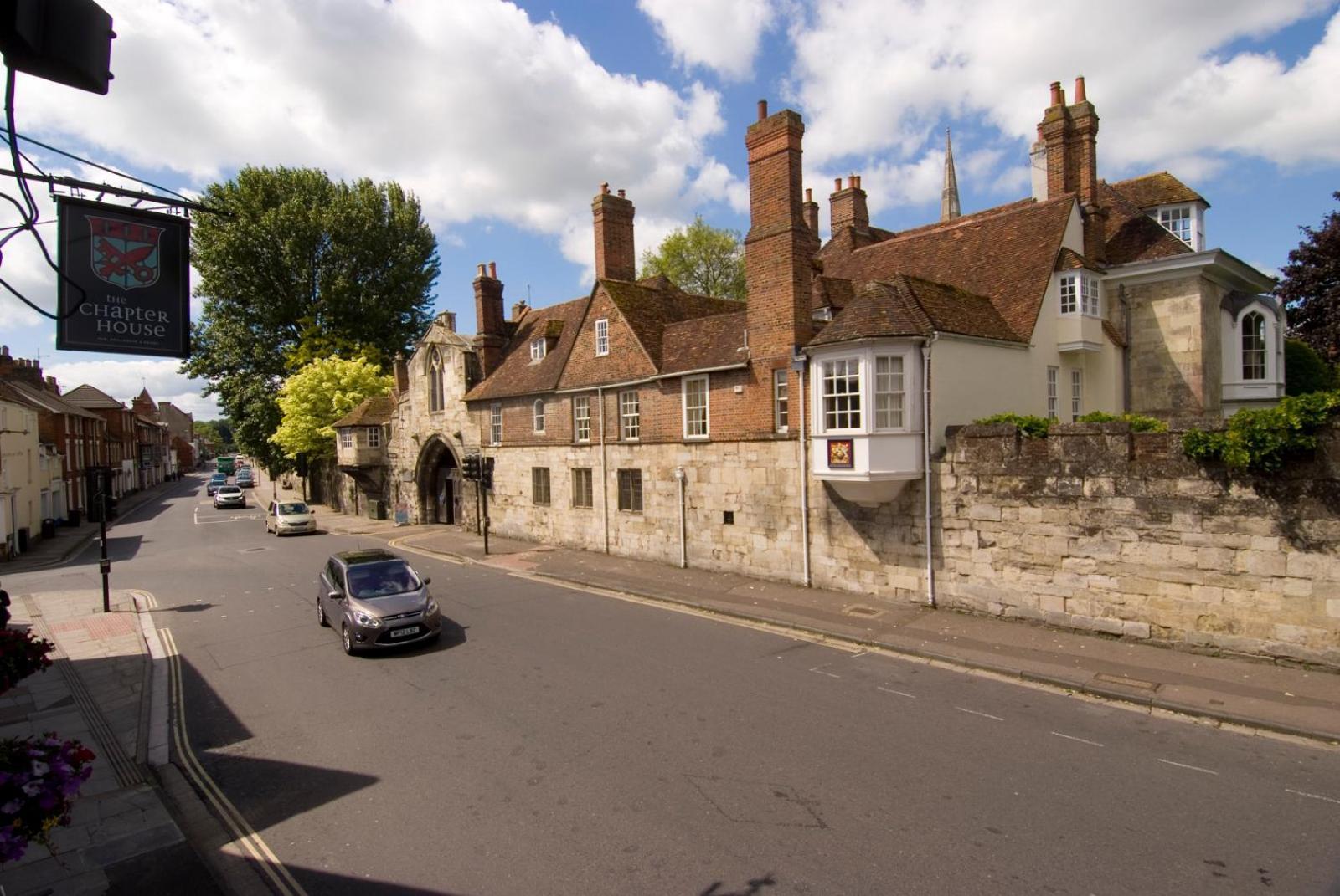 Chapter House Hotel Salisbury Room photo