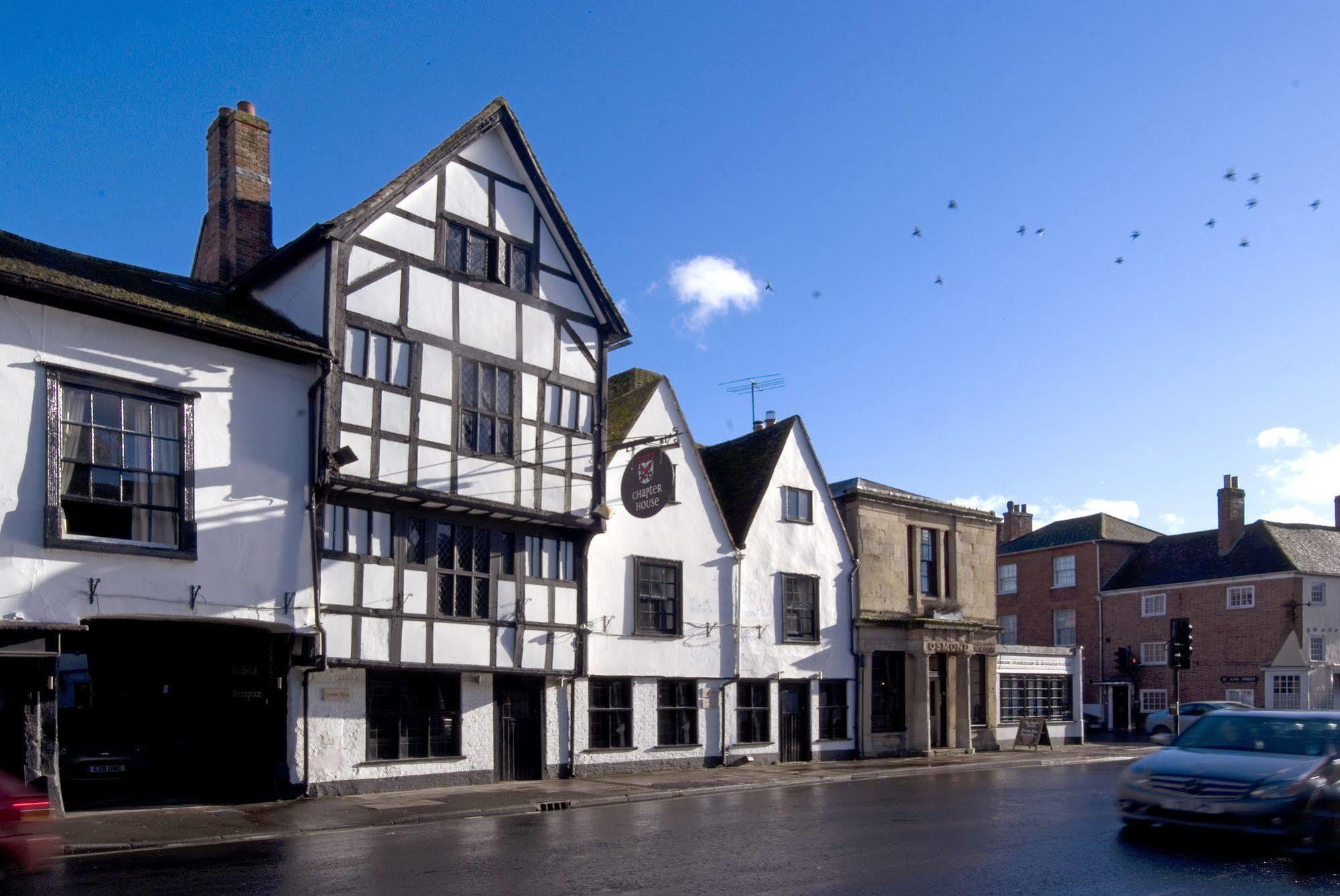 Chapter House Hotel Salisbury Exterior photo